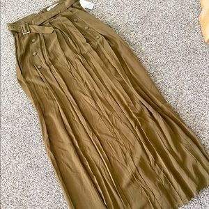 Olive Maxi skirt with Belt